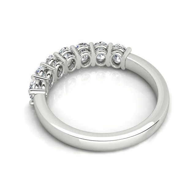 18ct White Gold 1.01ct Oval Diamond Anniversary Ring
