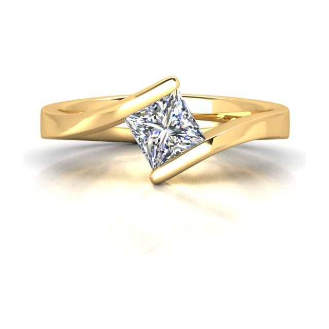 18ct Yellow Gold 0.75ct Solitaire Princess Cut Engagement Ring